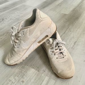 NIKE Men’s Air Max Off White